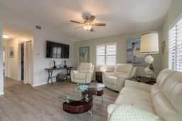 Pelican's Canal House- Bring your Boat and Dog!