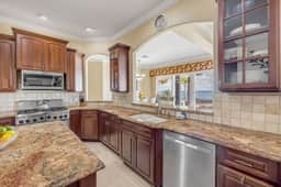 Luxury Waterfront Estate - Incredible Rocket Views - Image 5