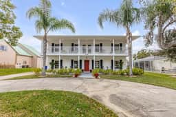 Family Getaway Near NSB | Hot Tub | Sleeps 8