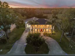 Family Getaway Near NSB | Hot Tub | Sleeps 8