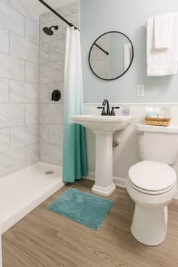 1915 Beach Club - Palms Suite 6
