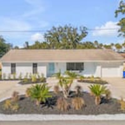 Blue Door River House | Fenced Yard & Pet Friendly