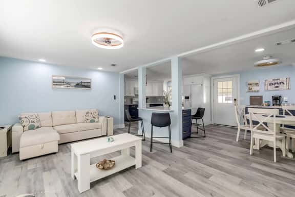 Peaceful River Retreat with Amenities! - Image 1