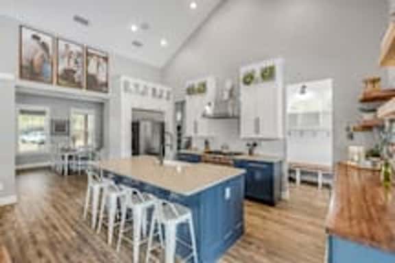 1123 Reed Grove - Image 1