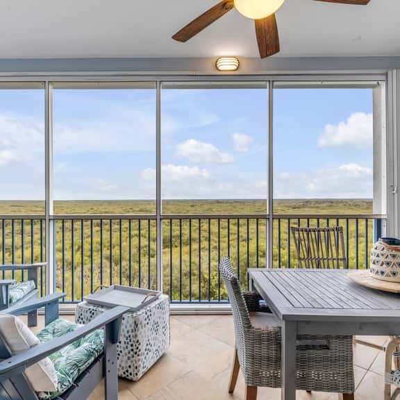 Coastal Resort Condo | Steps To The Beach - Image 1