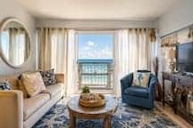 Oceanfront Daytona Beach | Steps to Beach & Pool