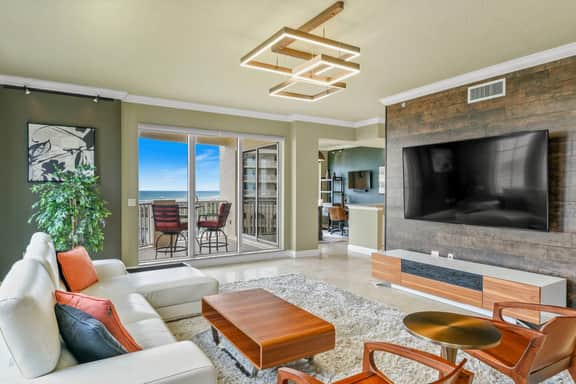 Oceanfront Minorca Condo • 7th Floor • Pool • NSB