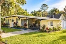 Pet Friendly, Gorgeous Remodelled House in NSB!