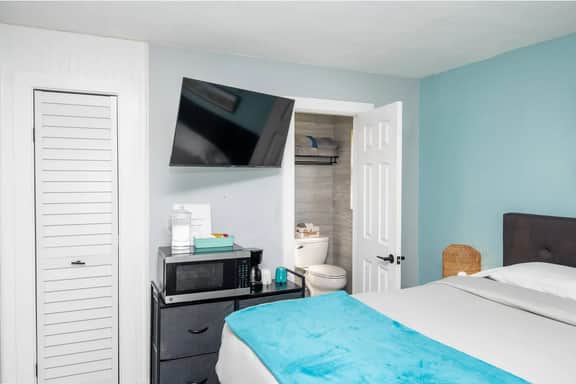 1915 Beach Club - Miami Suite 2