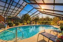 Family Pool House • Sleeps 8 • Space to Relax