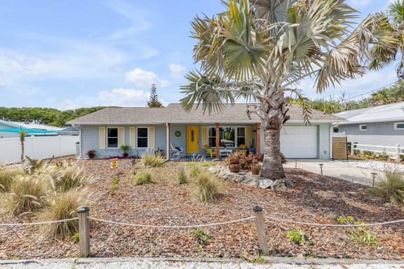 Three Blocks to Flagler | Fenced Backyard Pets OK